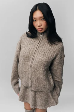 Mila Zip Up