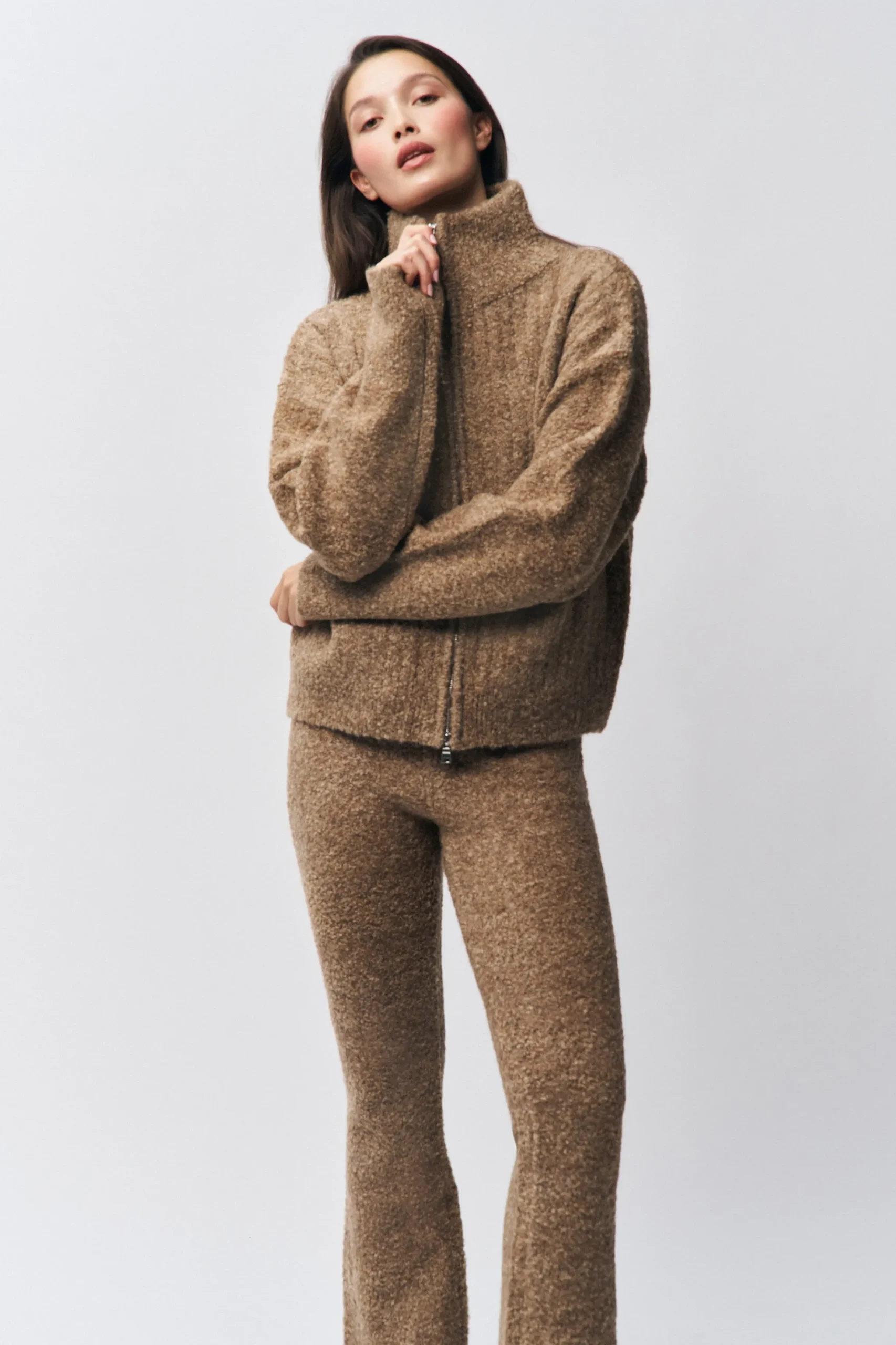 Mila Zip Up