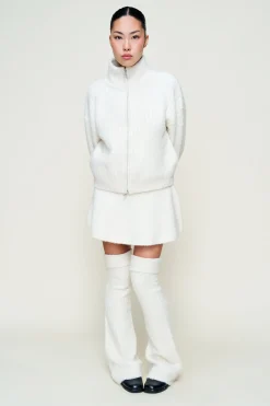 Mila Zip Up