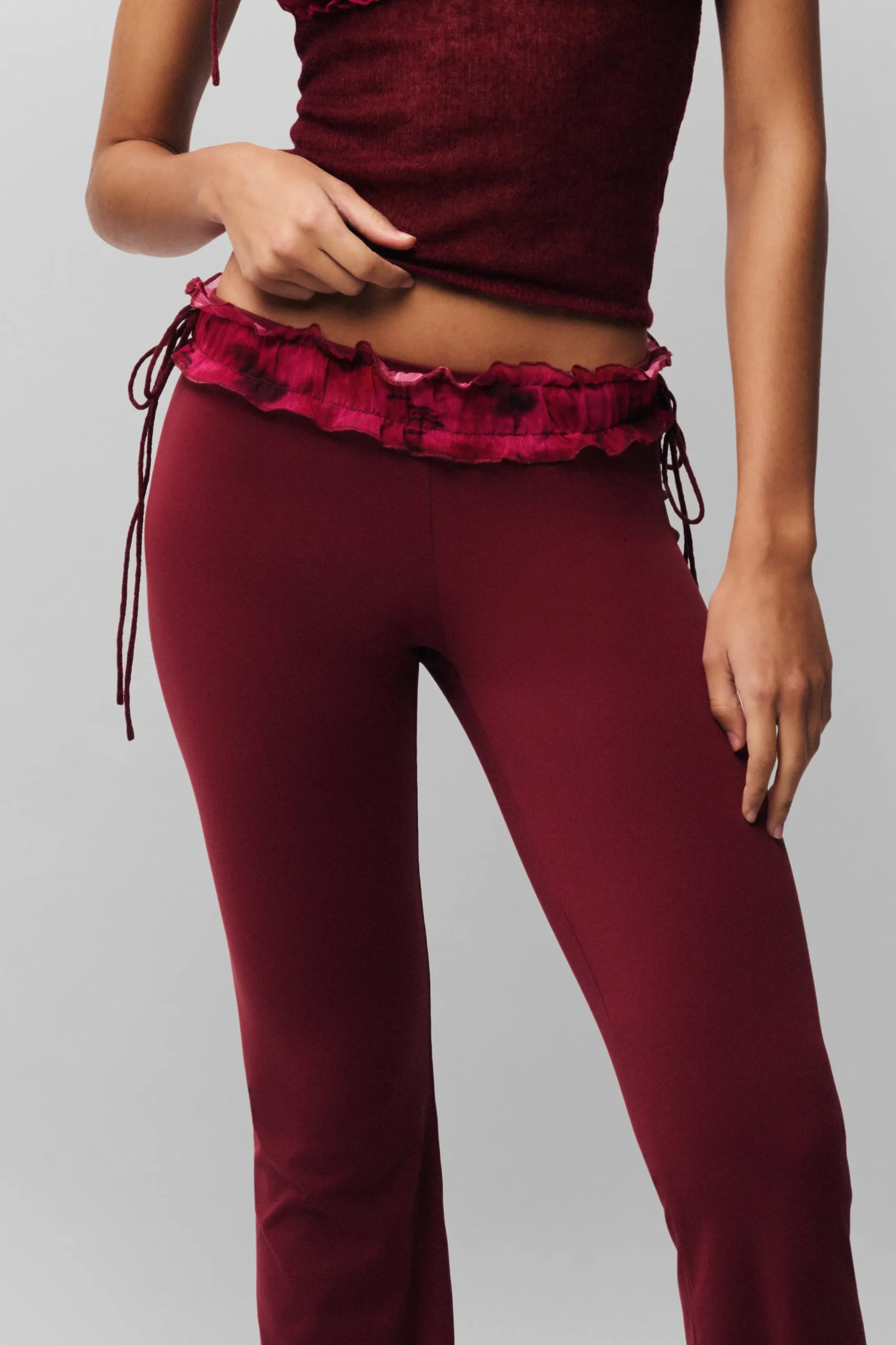 Ruched Side Tie Stretch Pant