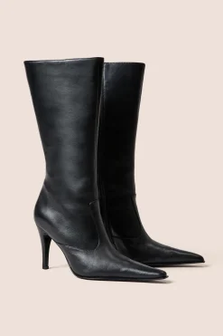 The Bobby Boot
