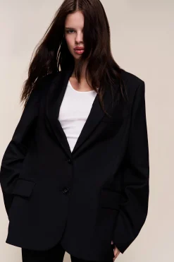 The Perfect Oversized Blazer